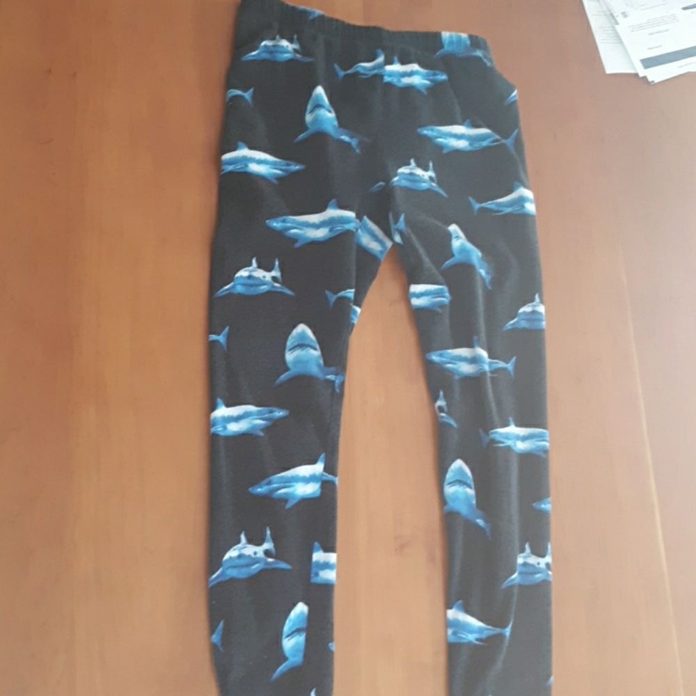 Shark leggings